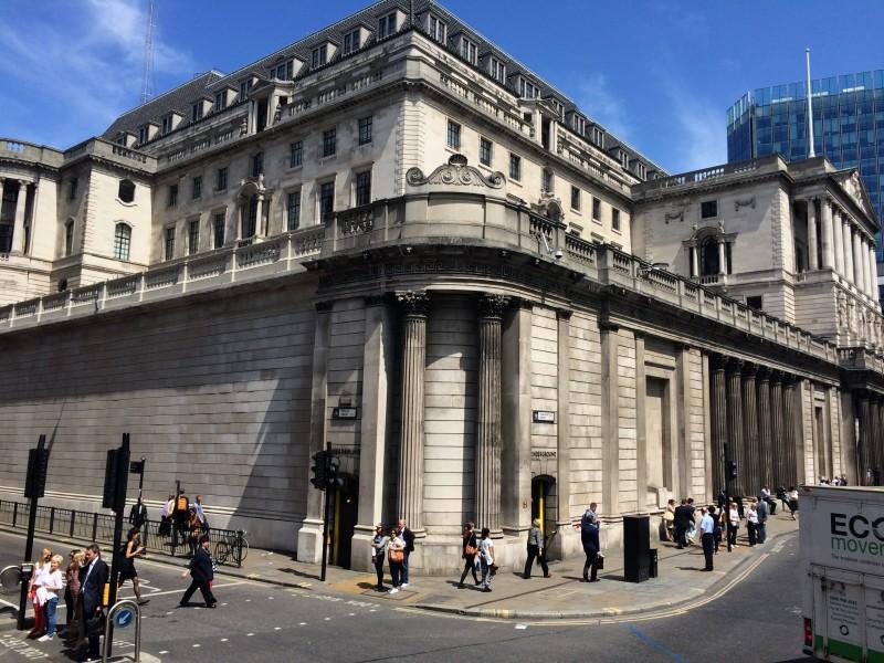 The Bank of England. Notice there are no windows on the first floor. It makes it tougher for would be thieves to break in and run off with cash and gold bars. (Marcus Cirone / The DePaulia)