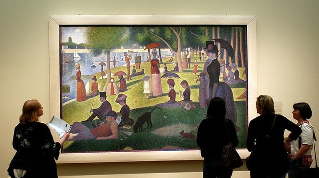 Georges Seurats A Sunday Afternoon on the Island of La Grande Jatte at the Art Institute of Chicago. (Photo: Flickr via Creative Commons)
