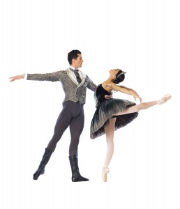 Dylan Gutierrez and Jeraldine Mendoza (Cheryl Mann/Joffrey Ballet).