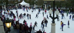 McCormick Tribune Ice Rink is one of many Chicago destinations for ice skating. (Wikimedia Commons)