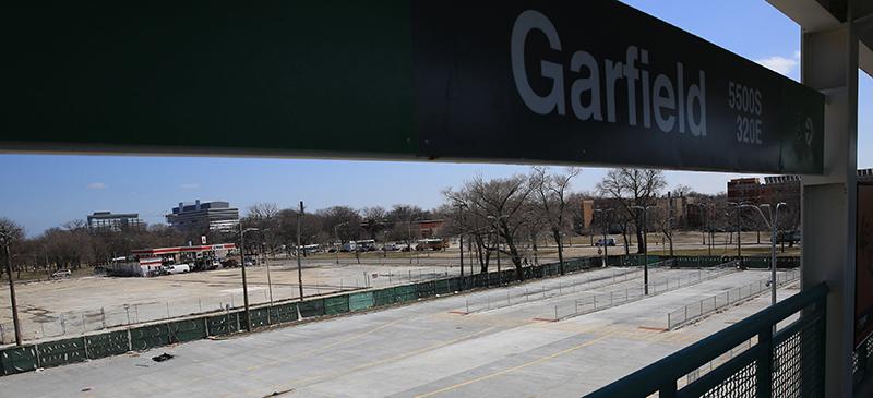 The proposed Obama library site backs up to the Garfield Green Line stop. Public transit has been a key component of all the library bids. (Terrence Antonio James/Chicago Tribune/MCT)