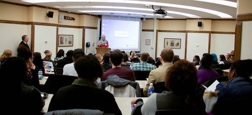 Members of the DePaul Community listen as speakers dicusss issues facing the criminal justice system in light of the controversial cases seen over the past year. (Luisa Fuentes / The DePaulia)