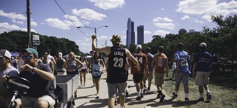 Lollapalooza attendees wander through Grant Park during Lollapalooza 2015. The festival has sold out quickly for several years. (Josh Leff / The DePaulia)