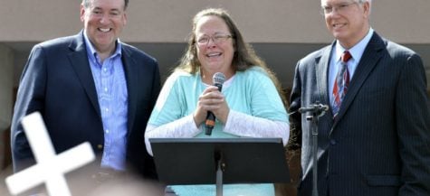 Kentucky clerk Kim Davis sparks national debate