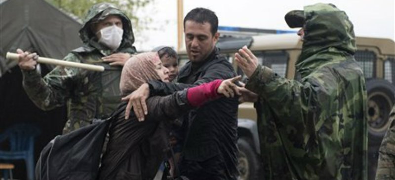PM resignation, Syrian refugees add to Greek turmoil