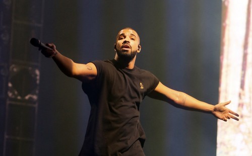 Drake performs at the Austin City Limits Music Festival in Zilker Park on Saturday, Oct. 3, 2015, in Austin, Texas. (Photo by Jack Plunkett/Invision/AP)