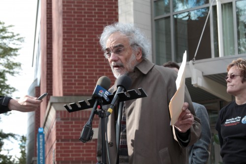 Northwestern University professor and past president of the Division of psychoanalysis in the American Psychological Association Dr. Frank Summers makes his case for why Dr. Gerald Koocher should be stripped of his deanship over the College of Science and Health at a press conference organized by Vincentians Against Torture, a new student group at DePaul, Thursday. (Megan Deppen / The DePaulia)