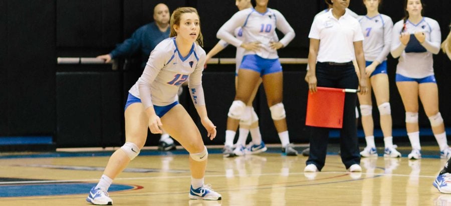 Haley Bueser chooses DePaul volleyball at last minute