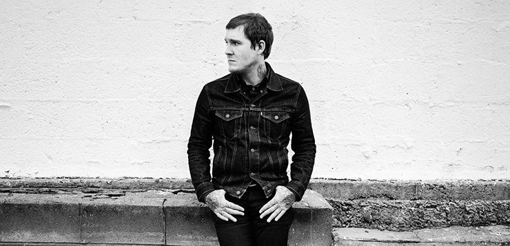 Brian Fallon shares “Painkillers” with Chicago crowd