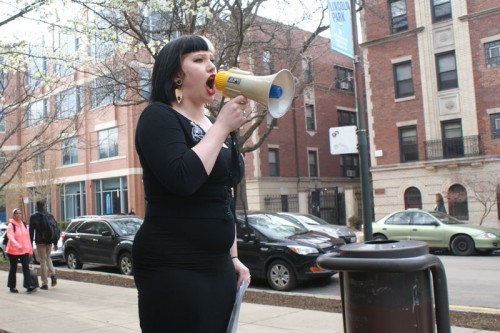 Feminist Front member Laura Springman leads a chant for Take Back the Dorms. (Erin Yarnall / The DePaulia)