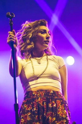 Karmin performs at FEST. (Josh Leff / The DePaulia)