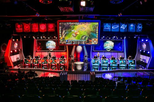 With no one in the audience, Team Fusion competes with Team Dignitas during a broadcasted League of Legends tournament event to enter the North American LCS league, at Riot Games studio on April 26, 2015 in Los Angeles. (Marcus Yam/Los Angeles Times/TNS)