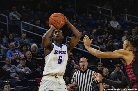 Jalen Coleman-Lands to miss upcoming games after suffering broken left hand in win over UIC