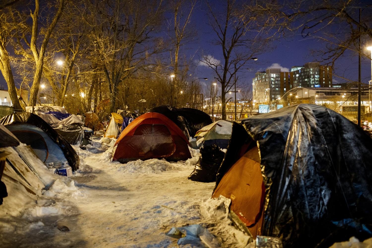 Chicago Bands Together To Help The Homeless During Deep Freeze The   AP19030673279400 