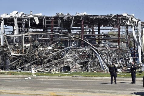 1 body found, 2 more believed dead in Illinois plant blast