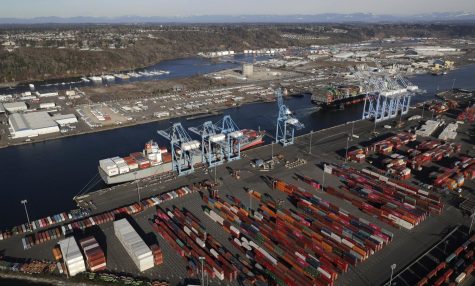 China retaliates on tariffs, stock markets go into a slide