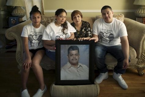 Analysis: Thousands in Illinois may have guns without permit