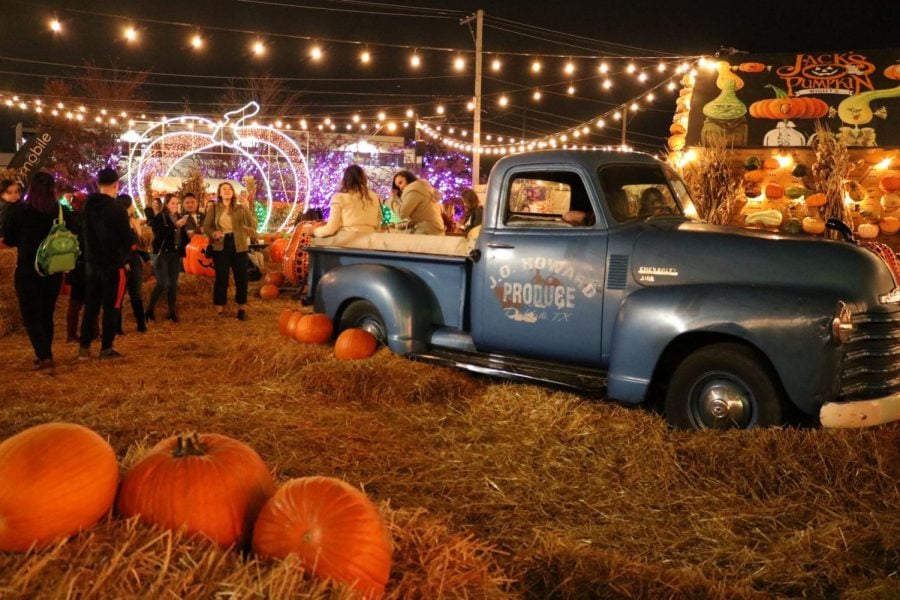 Jack’s Pumpkin Pop-up, which is located on Elston Avenue, offers fall food, drinks, games and photo opportunities in a pumpkin patch themed experience. 