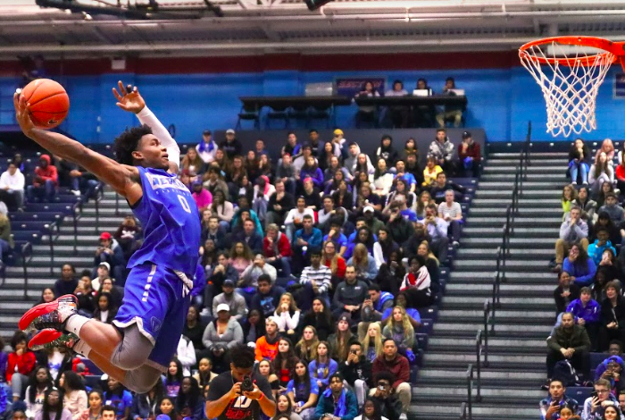 DePaul+basketball+soars+into+2019-20+season+with+blue+madness