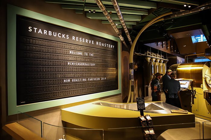 World%E2%80%99s+largest+Starbucks+opens+in+downtown+Chicago