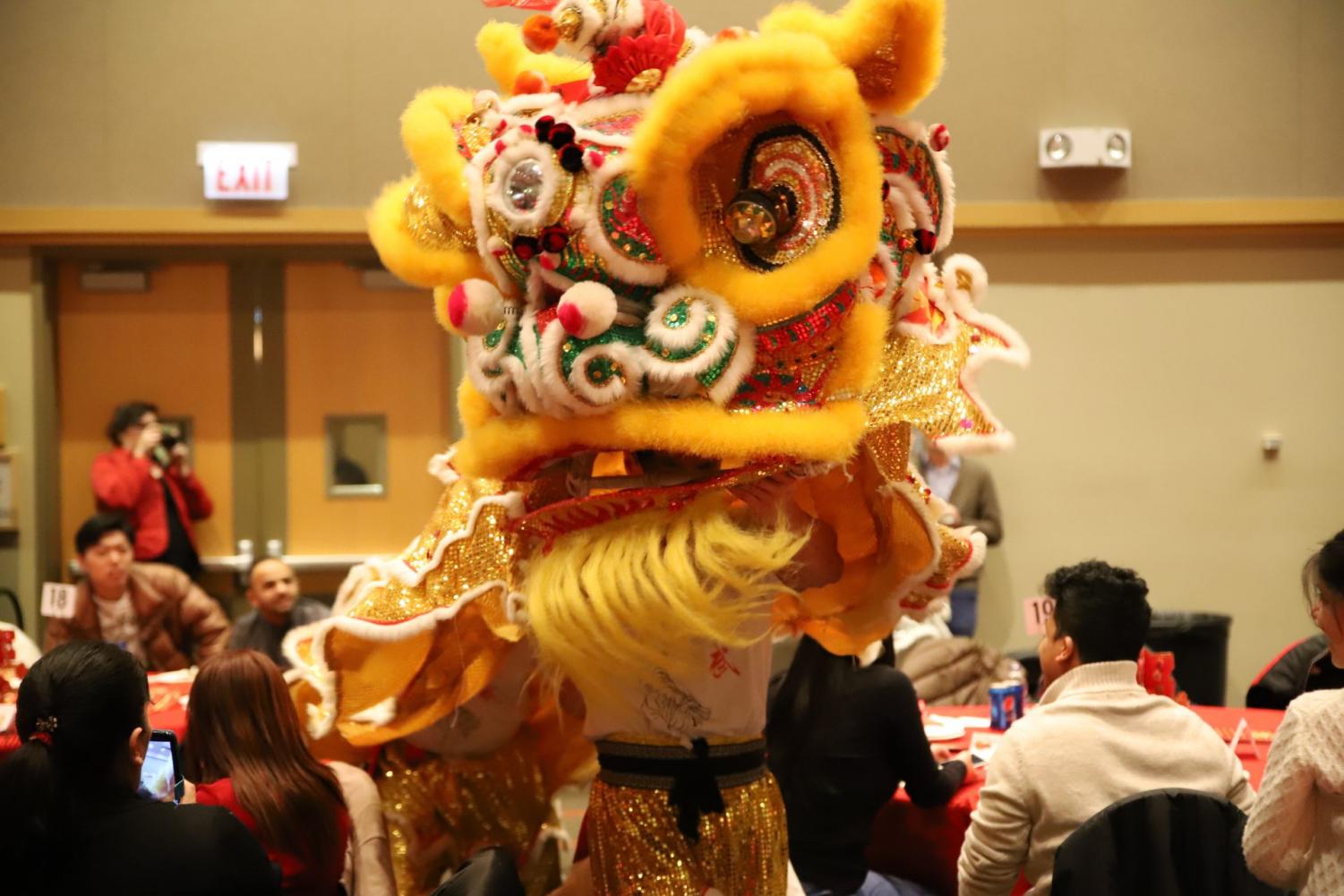 DePauls+12th+Chinese+New+Year+Gala+celebrates+Year+of+the+Golden+Rat%2C+giving+hope+to+faculty%2C+students+entering+the+new+decade