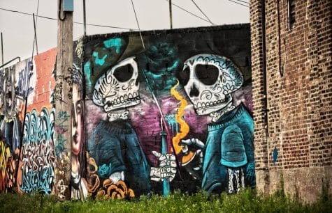 Uno de los murales pintados en La Villita.