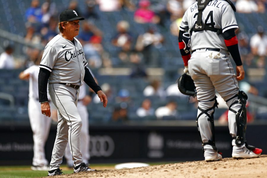 Chicago White Sox manager Tony La Russa makes a pitching change during the fifth inning of a baseball game against the New York Yankees on Saturday, May 22, 2021, in New York. (AP Photo/Adam Hunger)
