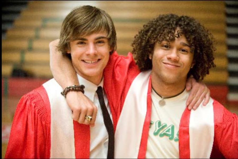 Still of Zac Efron and Corbin Bleu in High School Musical 3: Senior Year.