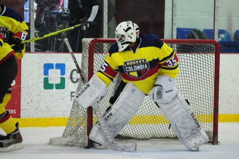 Hodgson in net for Team Colombia. Courtesy of Rudy Hodgson