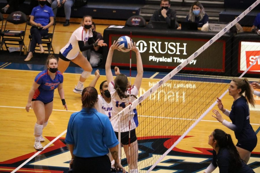 The+seniors+were+the+stars+for+DePaul+volleyball+in+3-0+win+over+Georgetown