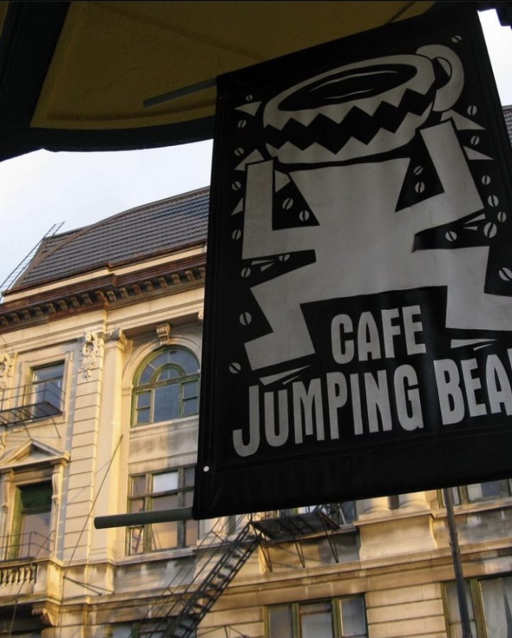 Cafe Jumping Bean es una cafeteria local ubicado en la Calle 18 de Pilsen.