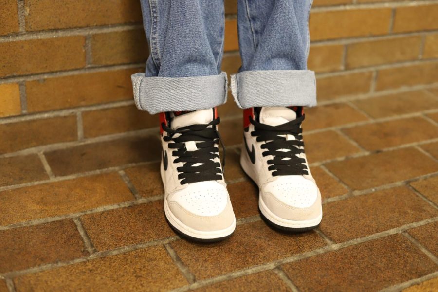 Nancy Batsukh rocks a pair of Retro Jordan Ones while studying in the SAC.