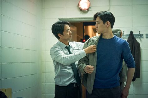 Park Hae-il (left) and Go Kyung-Pyo (right) star in Park Chan-wook latest mystery.