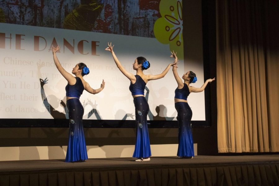 A traditional Yimeng Mountain Folk Dance was performed by the Chicago Chinese Culture & Art Society in the Lincoln Park Student Center.