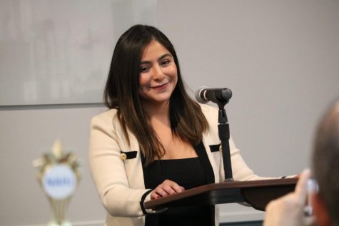 Laura Rodriguez Presa speaks at the NAHJ reception in September 2022. At the end of the month, Rodriguez Presa will begin teaching a bilingual reporting course at DePaul University.  