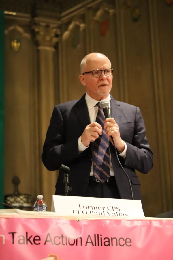 Chicago Public Schools CEO and Mayoral Candidate Paul Vallas speak at the Women’s Mayoral Forum in January.