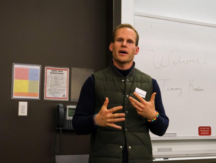 Timmy Knudsen, 43rd Ward Alderman and candidate for the upcoming aldermanic race, attended the Student Government Association (SGA) Q&A session on Oct. 26, 2022.