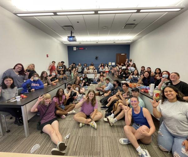 The DePaul ASL (American Sign Language) Club celebrated their first meeting of the 2022-23 year. 