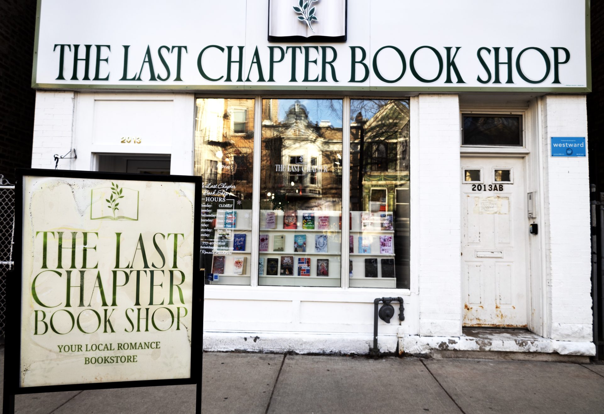 The entrance of The Last Chapter bookshop on Feb. 6, 2024, located on 2013 W. Roscoe St. Behind the brick entrance is a safe haven for all things romance.