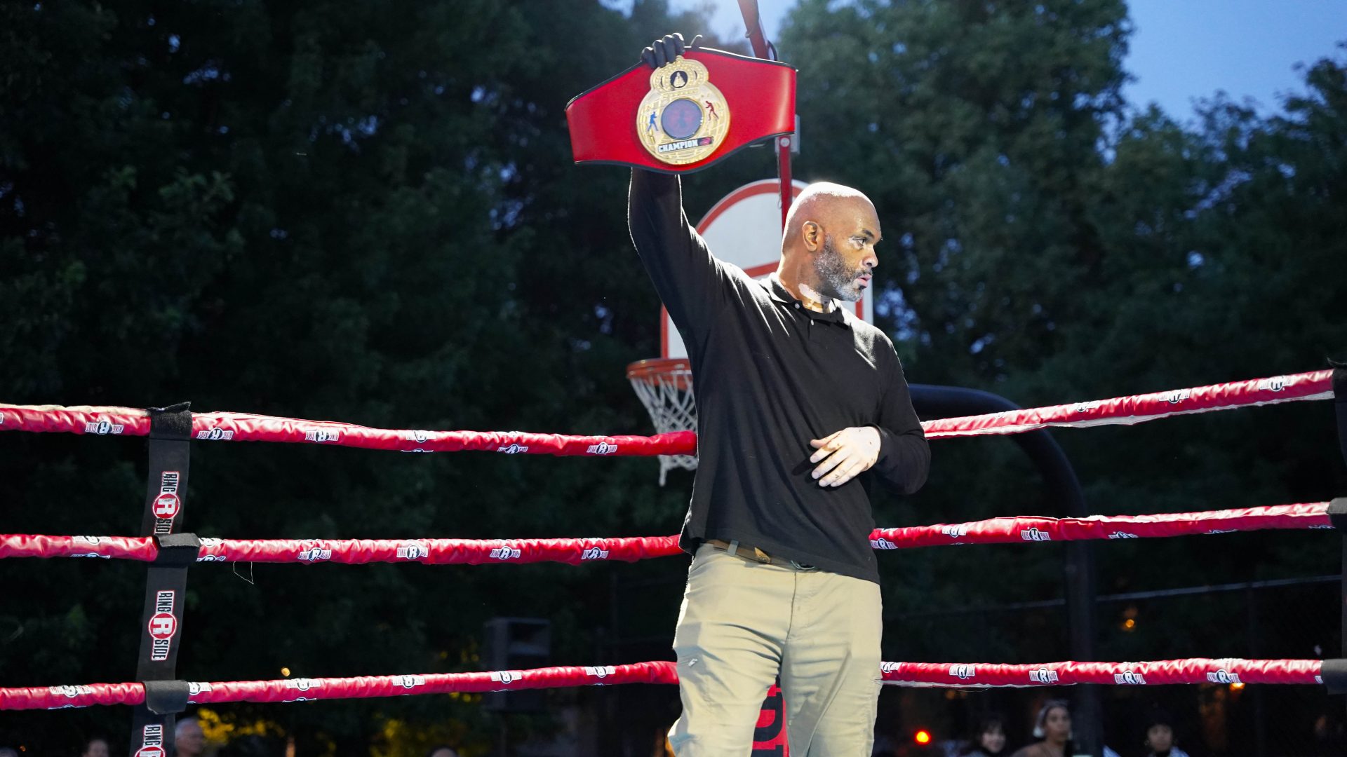 Chicago park district hosts "Girls Show" all female boxing tournament (Photo gallery)