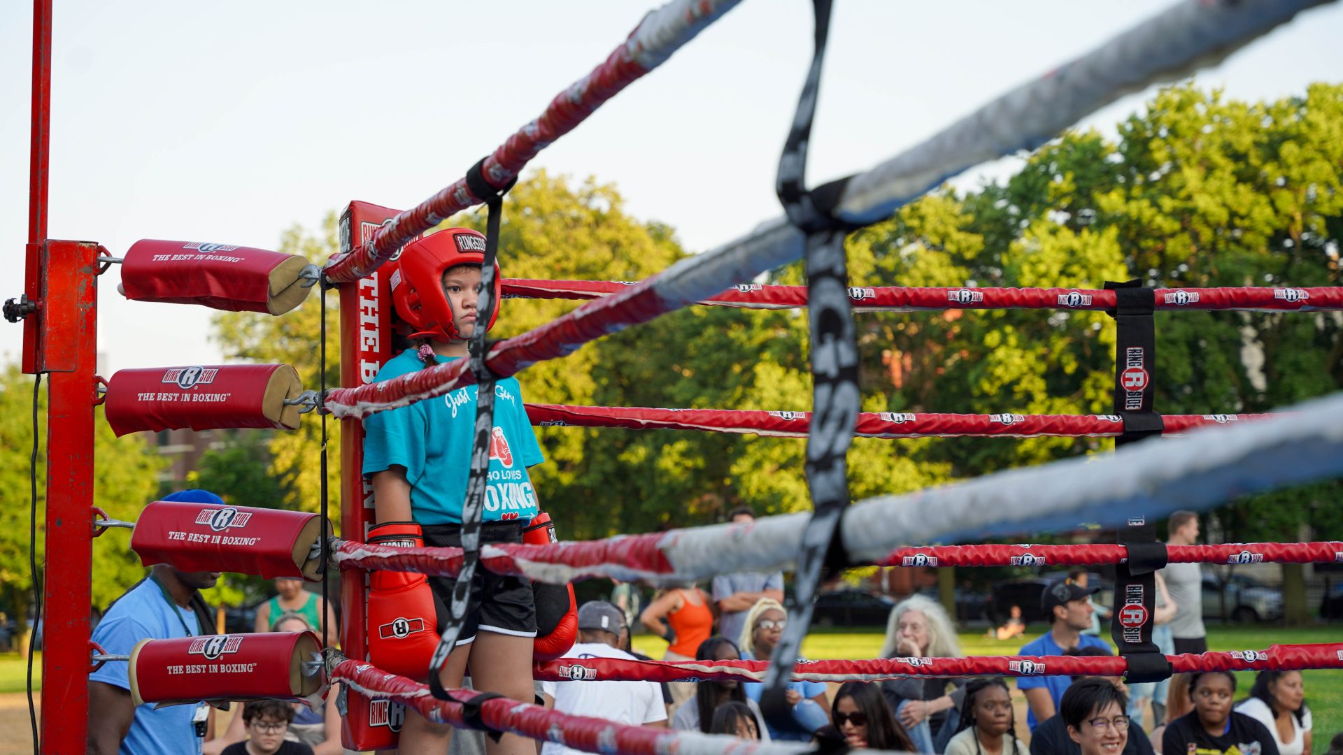 Chicago park district hosts "Girls Show" all female boxing tournament (Photo gallery)