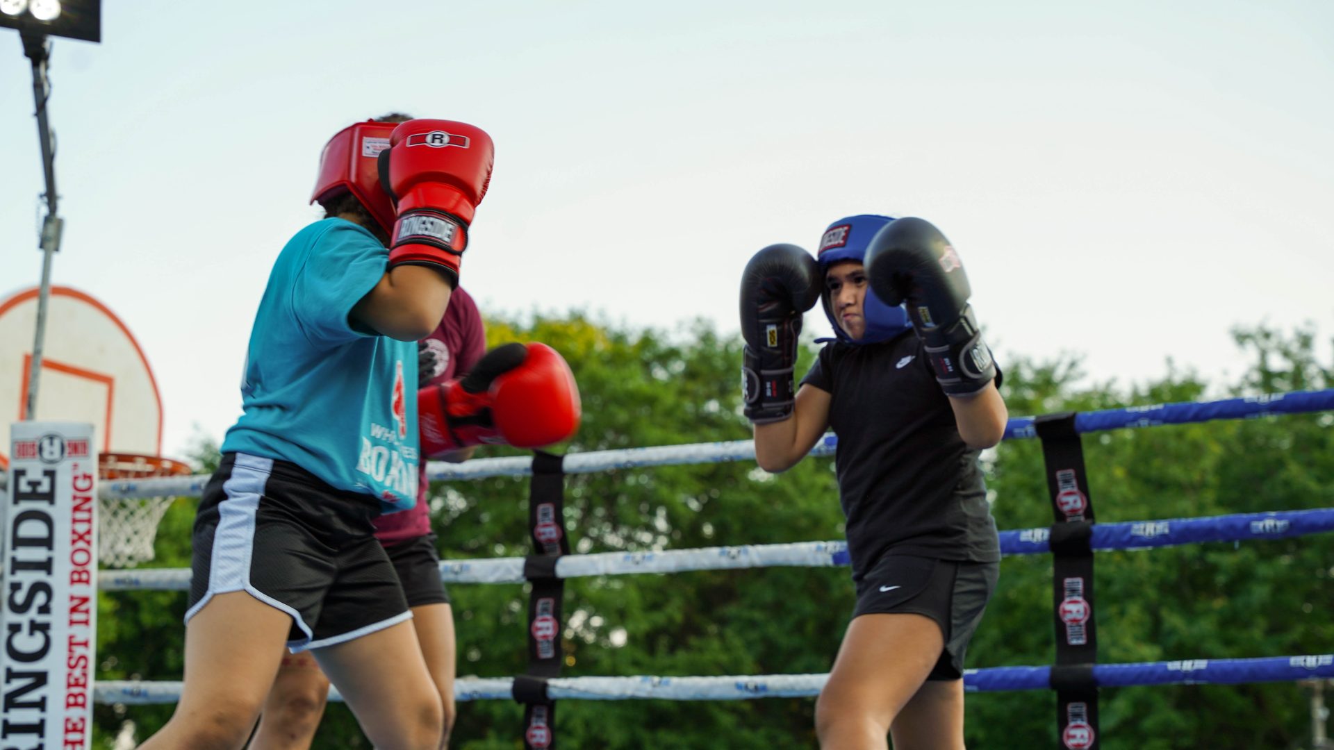 Chicago park district hosts "Girls Show" all female boxing tournament (Photo gallery)