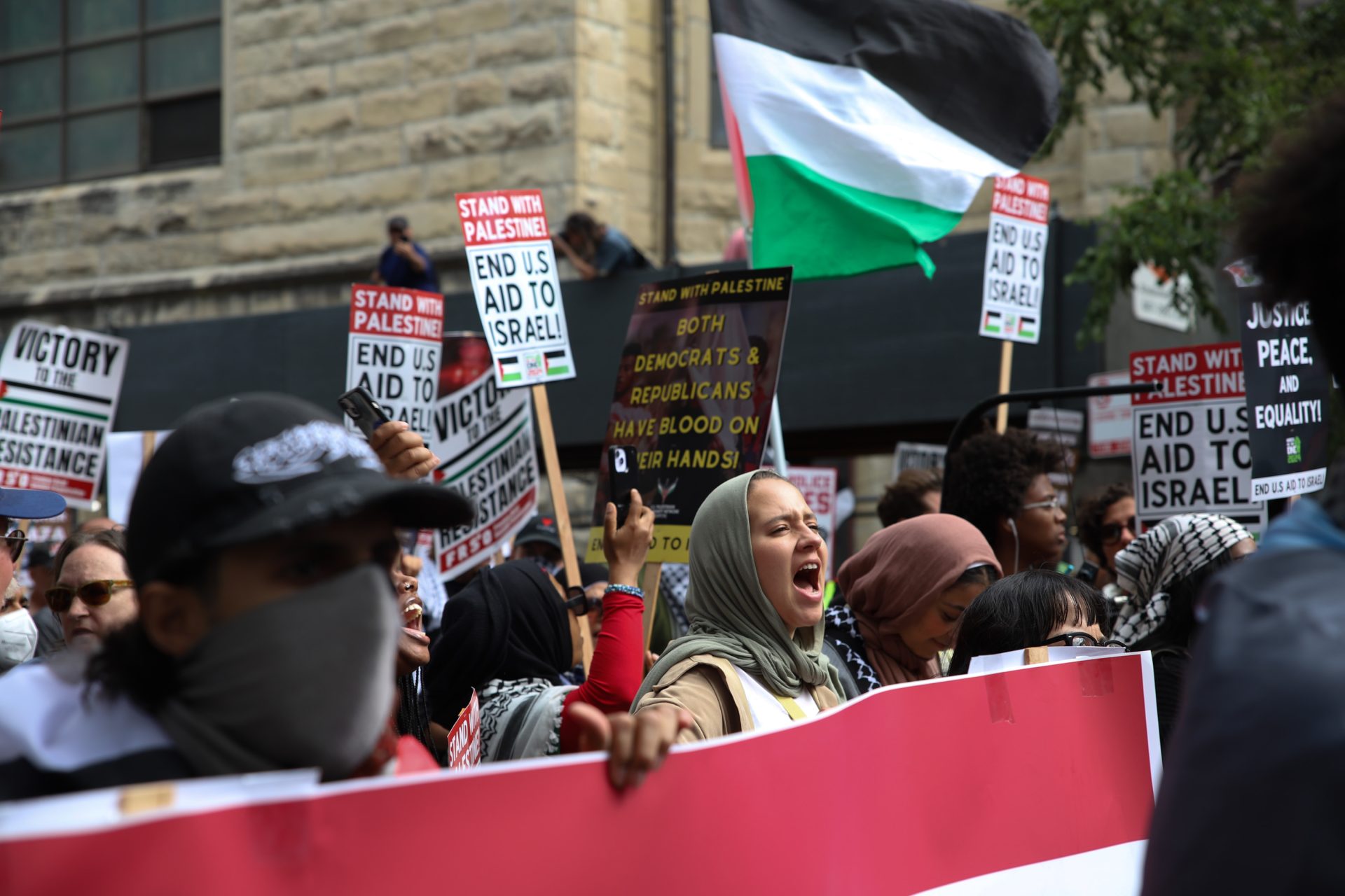 Photo Gallery: Thousands of protestors march on the DNC, in support of Gaza