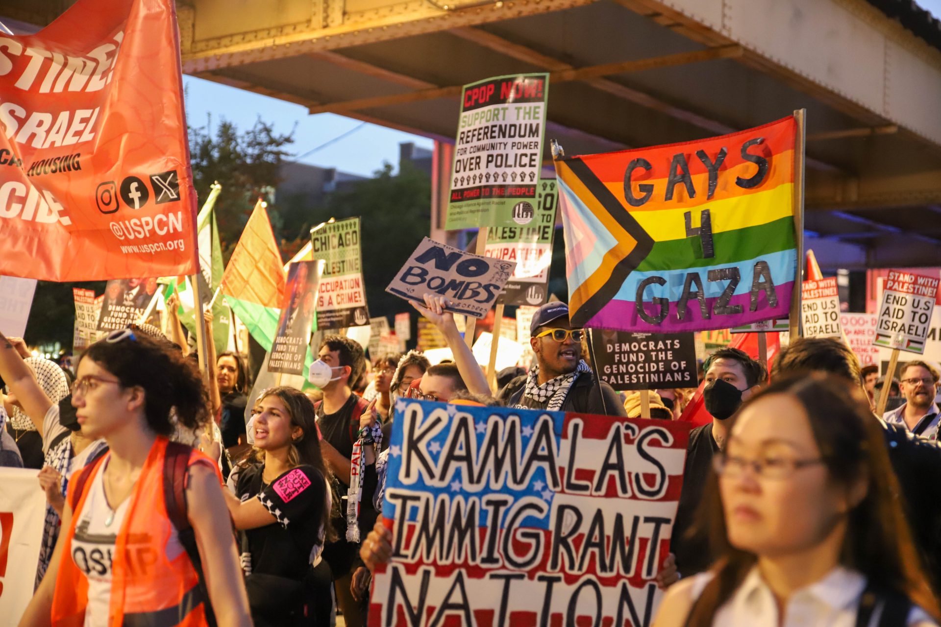 Photo Gallery: Thousands of protestors march on the DNC, in support of Gaza