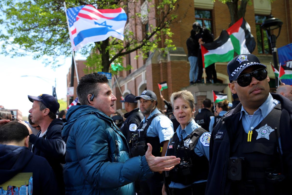 CPD separates counter-protestors from DePaul’s Quad, on May 5, 2024. A counter-protest began around 10:30, and concluded around 1:50.